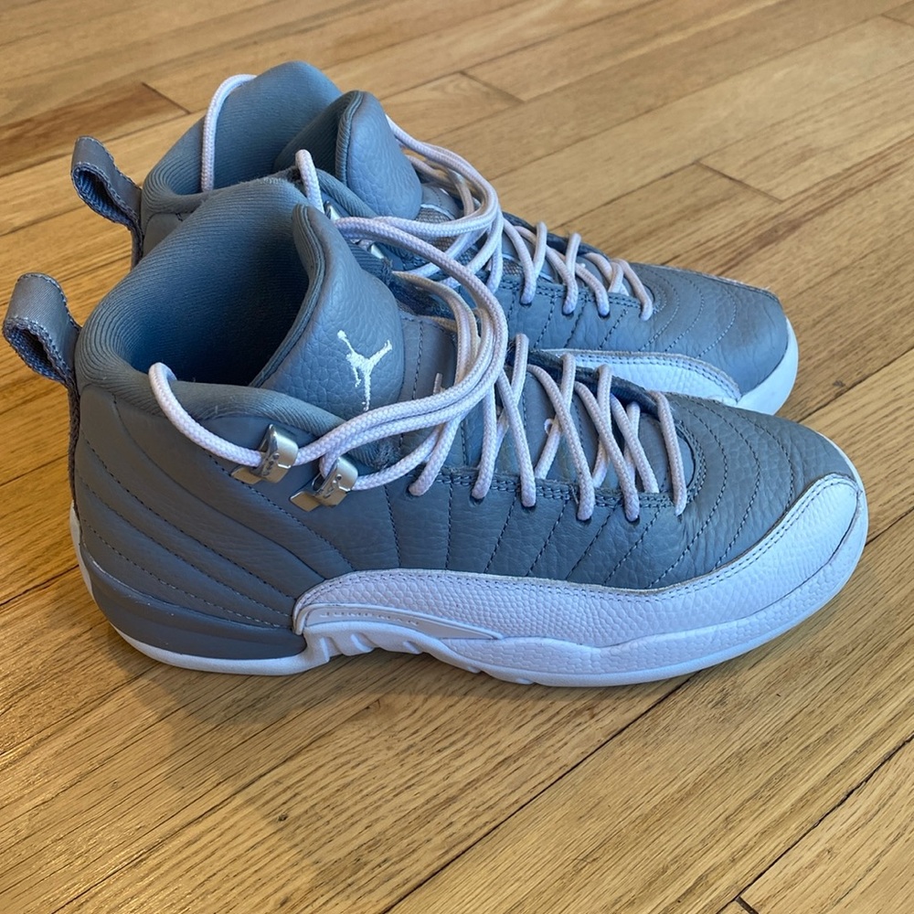 Jordan 12 Nike